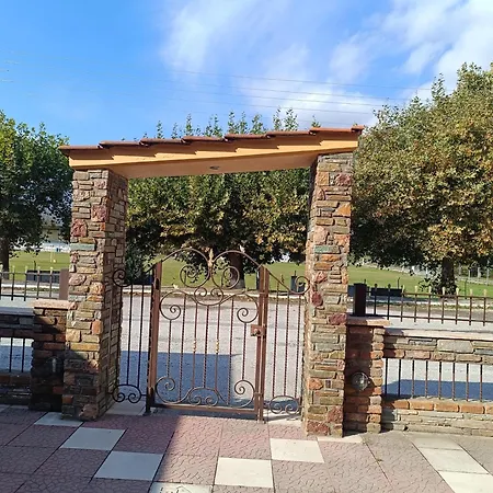 Dimitra 's House * Aridaía