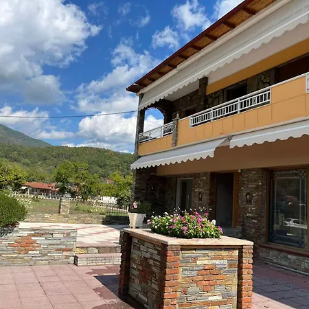 Dimitra 's House شقة