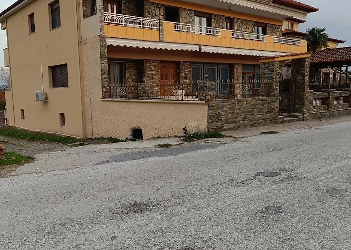 Dimitra 's House
