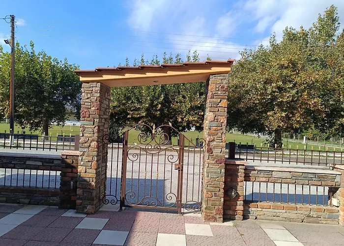 Dimitra 's House * Aridaía