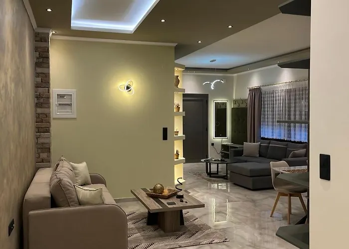 Dimitra 's House * Aridaía